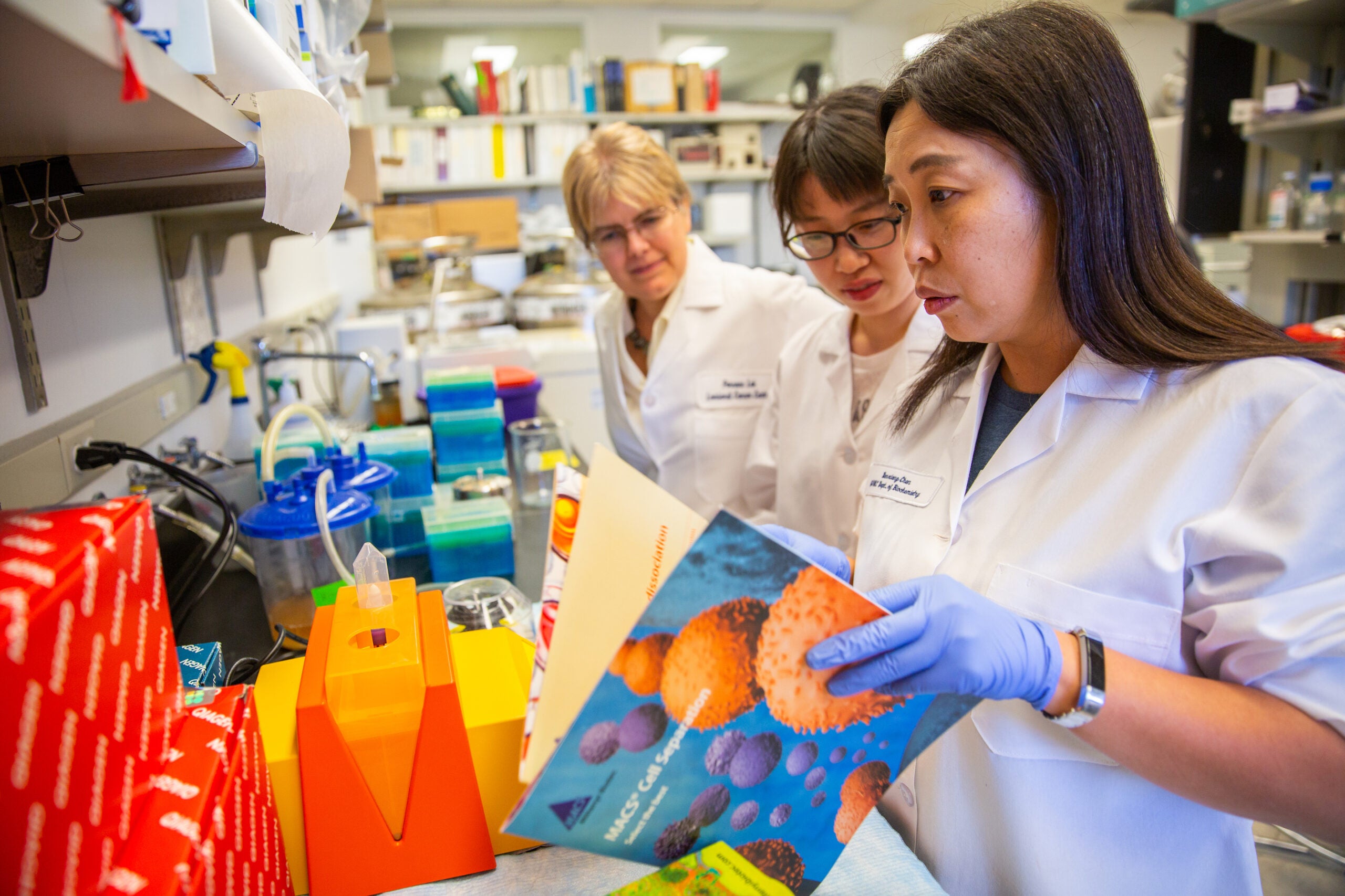 Students conducting research in Georgetown's lab